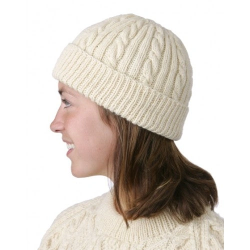 Cozy Cable Knit Toques Warm Winter Headwear Soft Worsted Yarn Perfect Gift